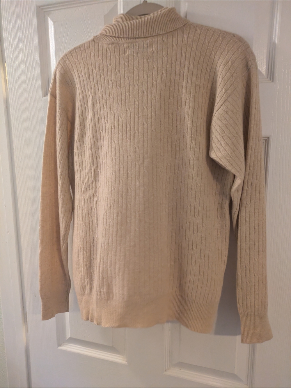 Vintage!!! Lord & Taylor!! Women's Cable Knit Beige Sweater Two Ply Cashmere!!